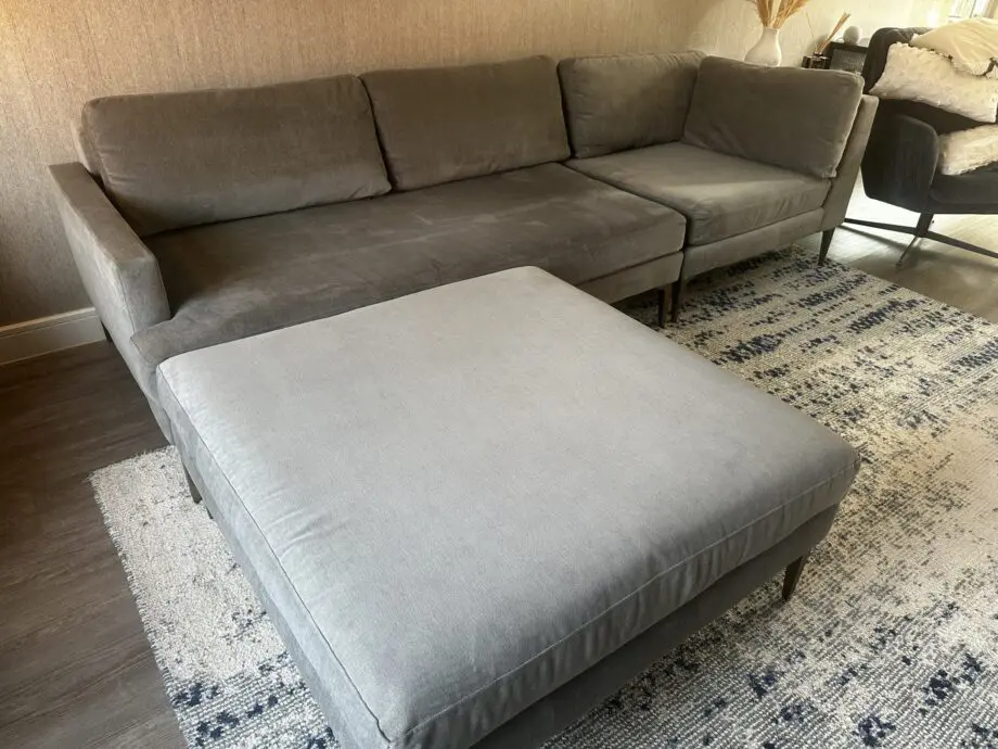 West Elm Andes 3-Piece Right Arm Ottoman Chaise Sofa (274 cm)