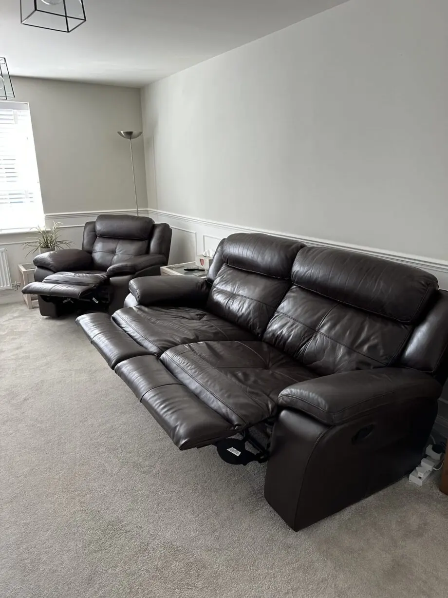 Harveys Langdale 3 Seater Recliner and Matching Recliner Chair in Brown leather