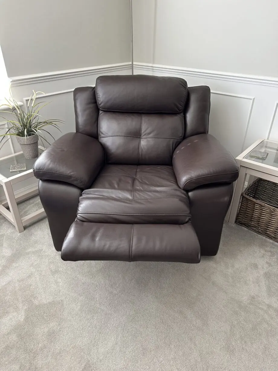Harveys Langdale 3 Seater Recliner and Matching Recliner Chair in Brown leather