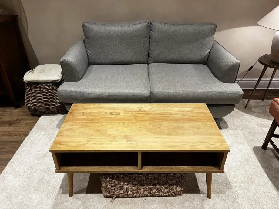 DFS Capsule Collection Couch