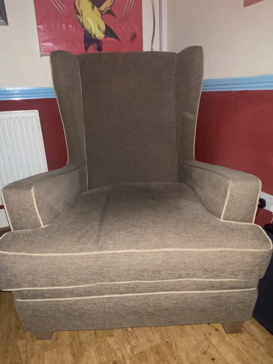 BIBA high back chair