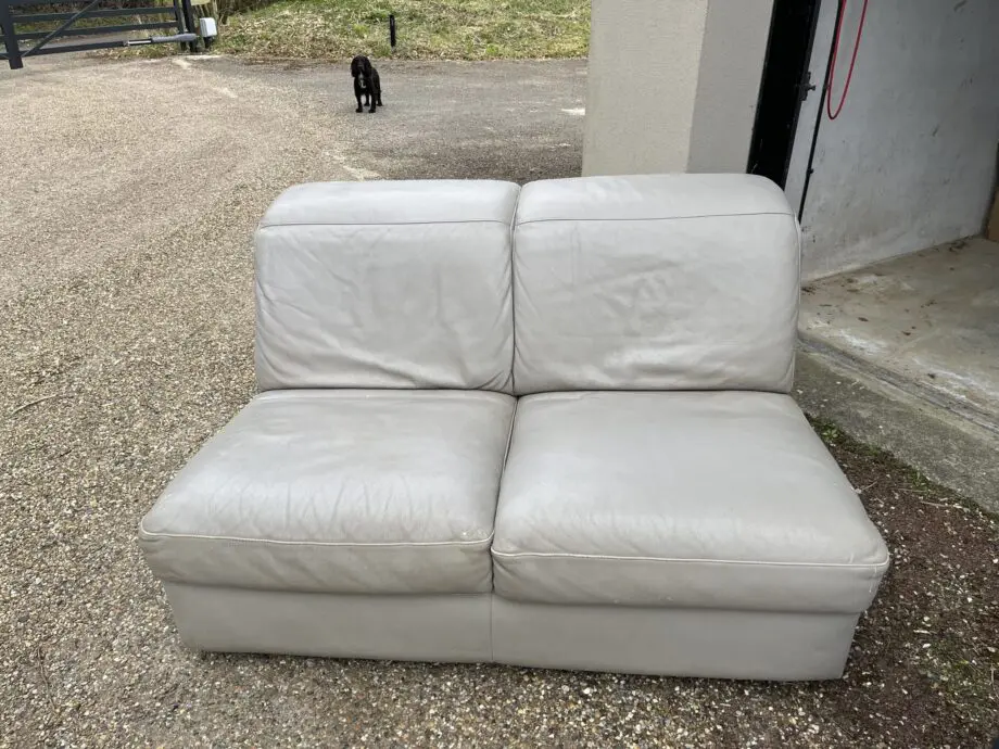 Natuzzi Diesis 5 seat sofa with Chaise and recliner.