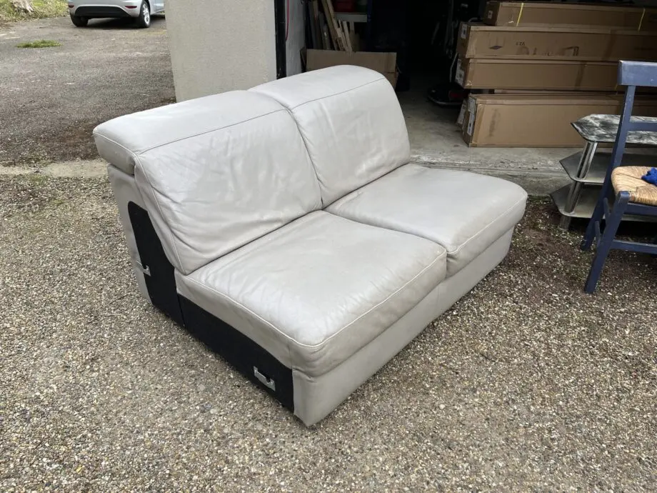 Natuzzi Diesis 5 seat sofa with Chaise and recliner.