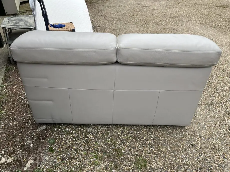 Natuzzi Diesis 5 seat sofa with Chaise and recliner.