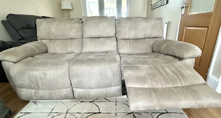 Harveys 3 seater recliner sofa