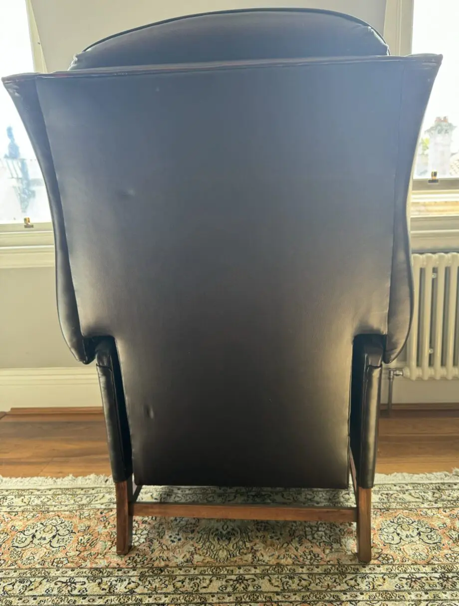 Traditional Leather Chesterfield Reclining Armchair in Deep Burgundy (maroon)
