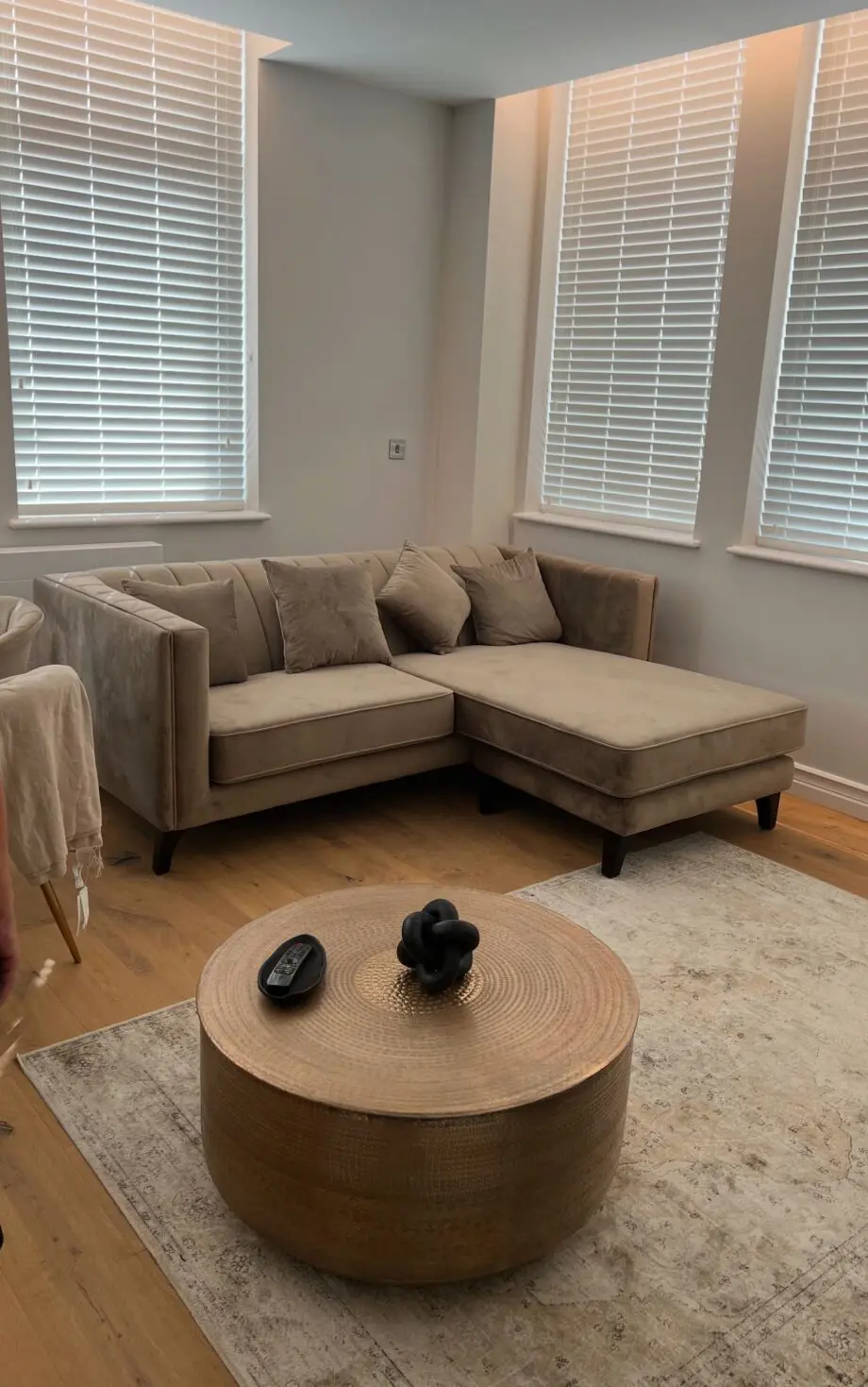Sofa with chaise