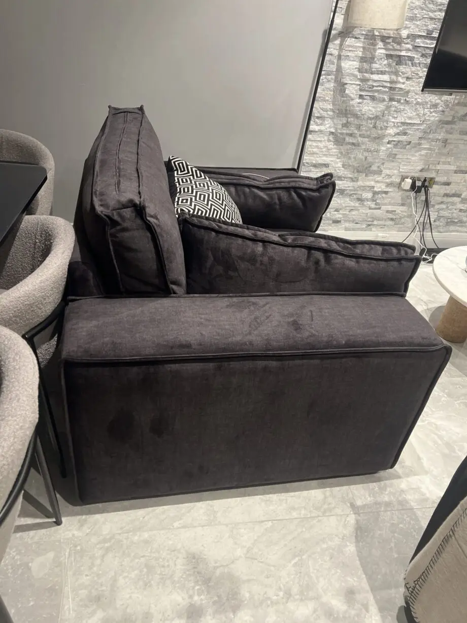 Black velvet 2 seaters sofa from sofa club