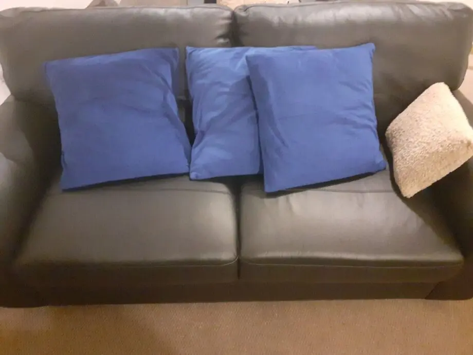£150 OFF RRP PRICE! MAKE ME AN OFFER - New Habitat Salisbury 3 Seater Leather Sofa - Excellent condition