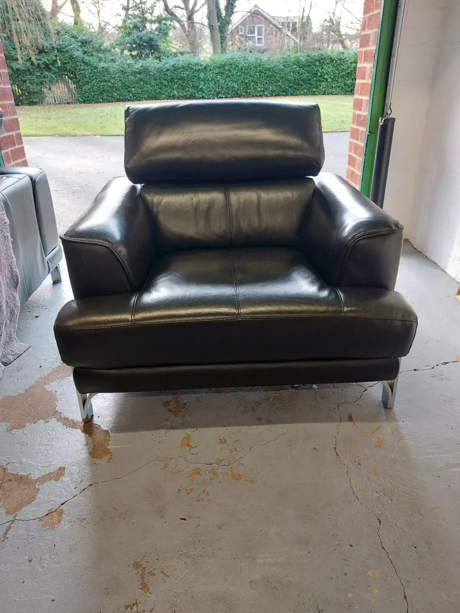 Premium Black Leather suite