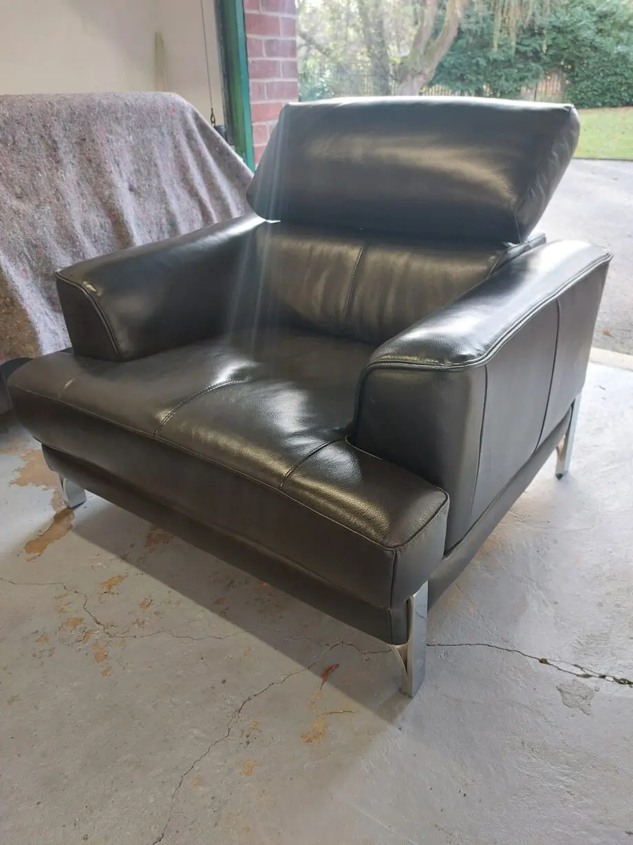 Premium Black Leather suite