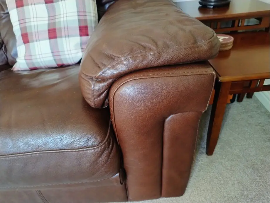Luxury Comfy Brown Leather Sofa Set
