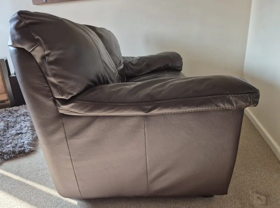 Brown Leather 2 and 3 seater sofa set