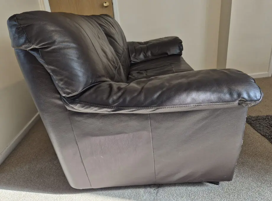 Brown Leather 2 and 3 seater sofa set