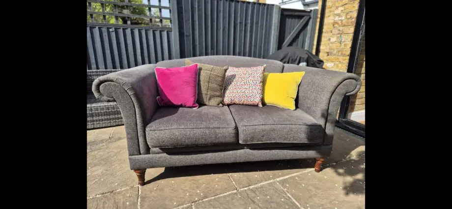 Upmarket M&S 2 seater sofa