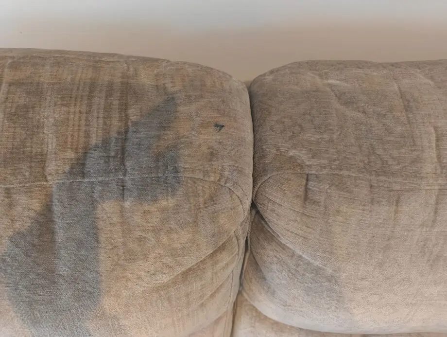 Beige sofa with 2 recliners