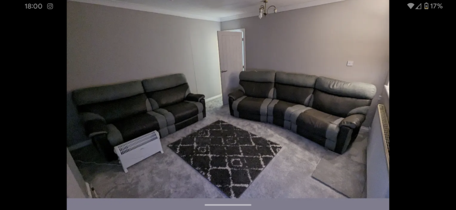 4 and 3 seater recliners