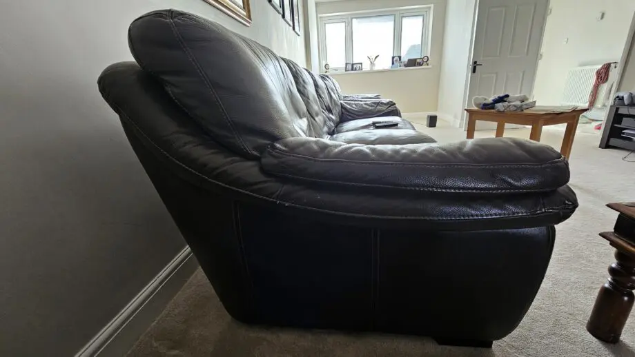 Land of Leather - Black/Brown - 4-Piece Sofa Set