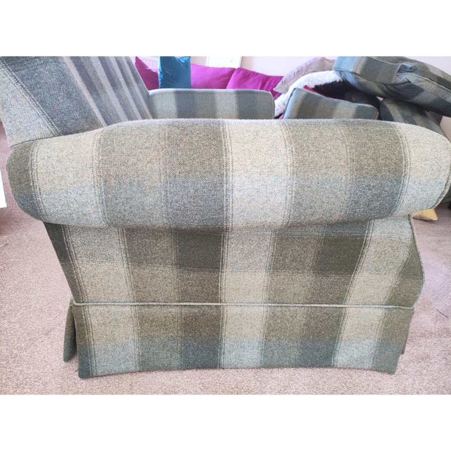 LAURA ASHLEY PADSTOW Small 2 Seater Sofa Excellent Condition