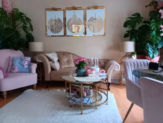 Beige chaise longue velvet