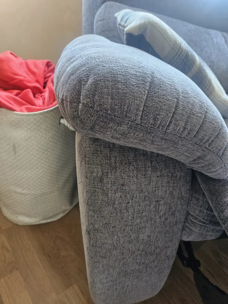 DFS U bend sofa, with declining ends seats