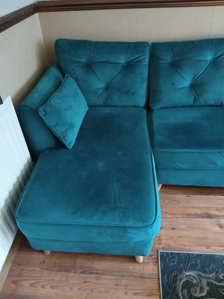 it is in good condition i only got both of them this year i put down the colour down as green as they did not have my colour listed it is marina