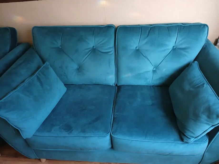 it is in good condition i only got both of them this year i put down the colour down as green as they did not have my colour listed it is marina