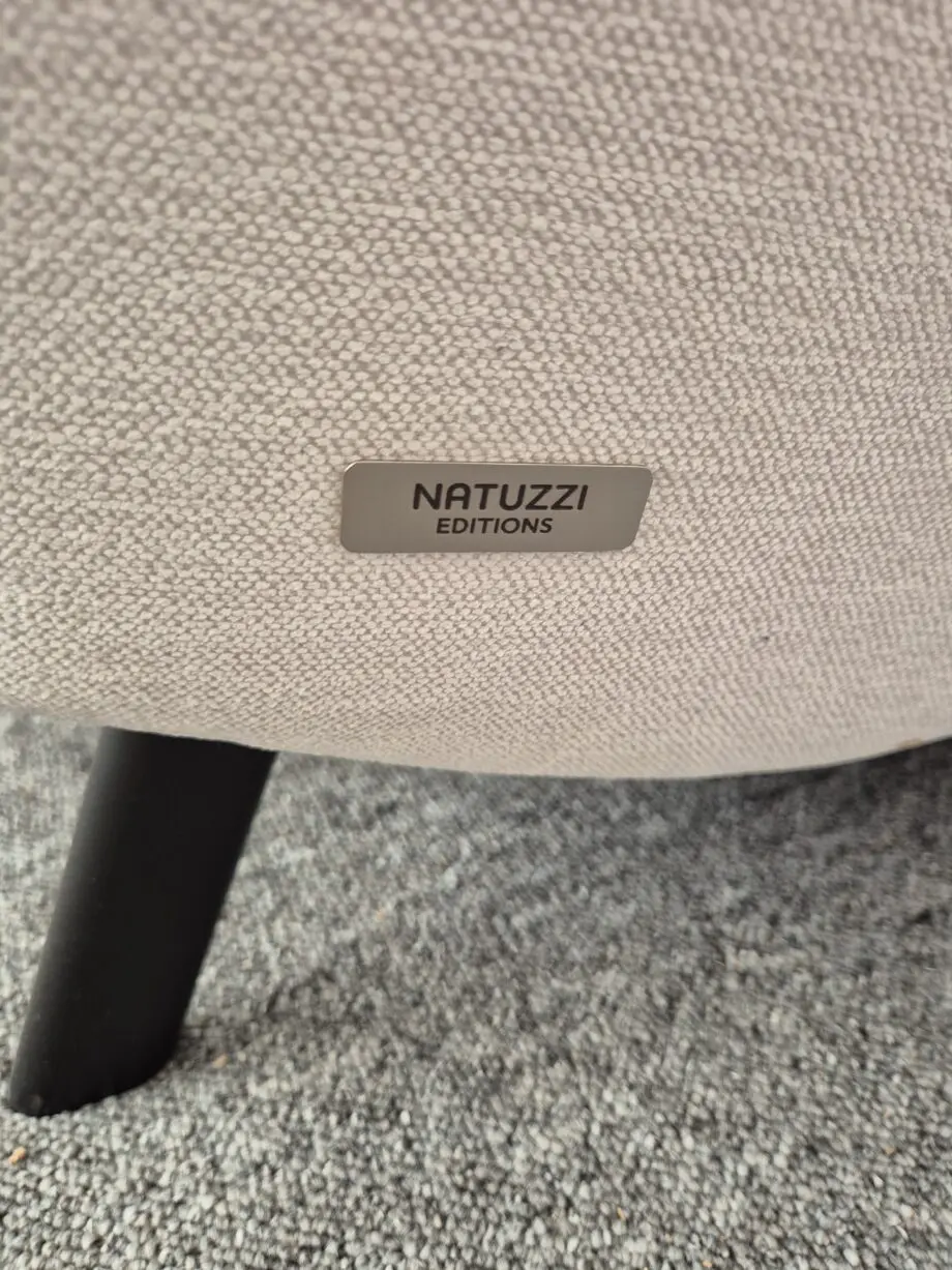 As new / unused - Natuzzi 3 seater and 2 seater sofas