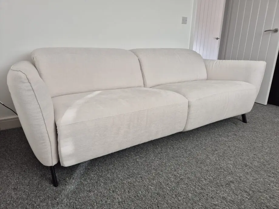 As new / unused - Natuzzi 3 seater and 2 seater sofas
