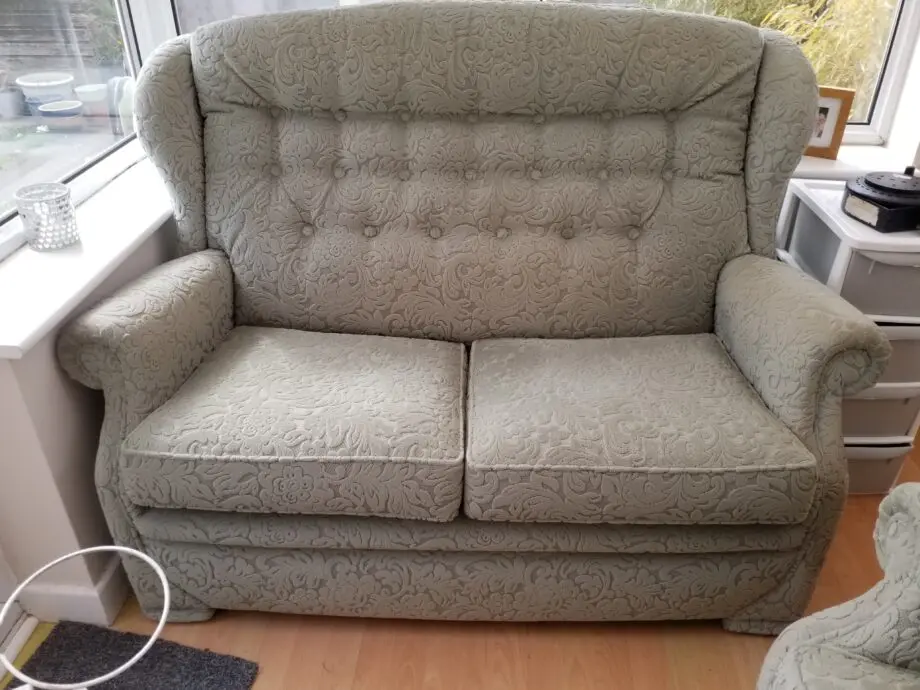2 seat sofa with 2 armchairs