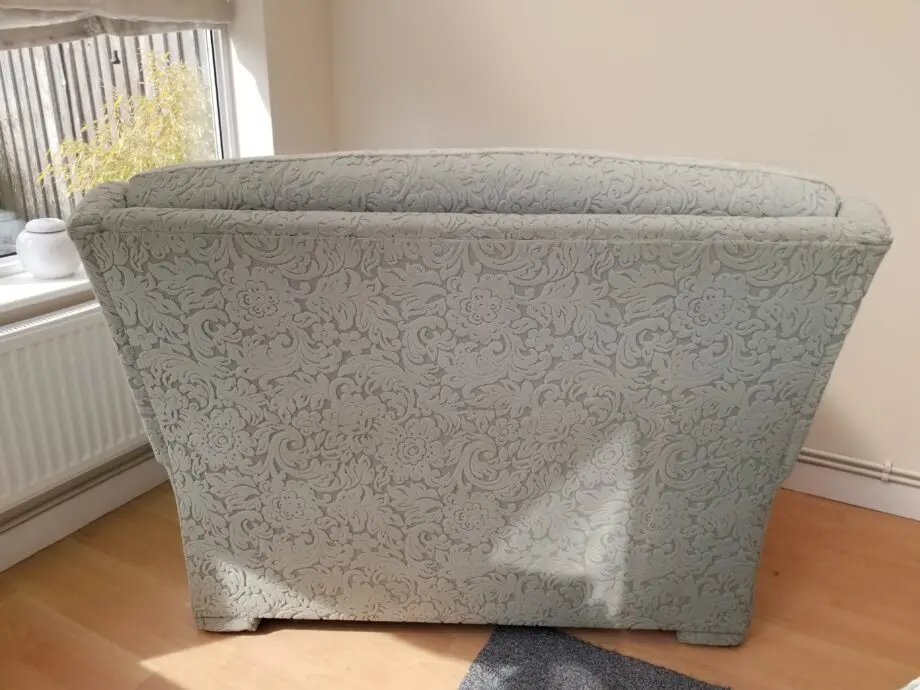 2 seat sofa with 2 armchairs