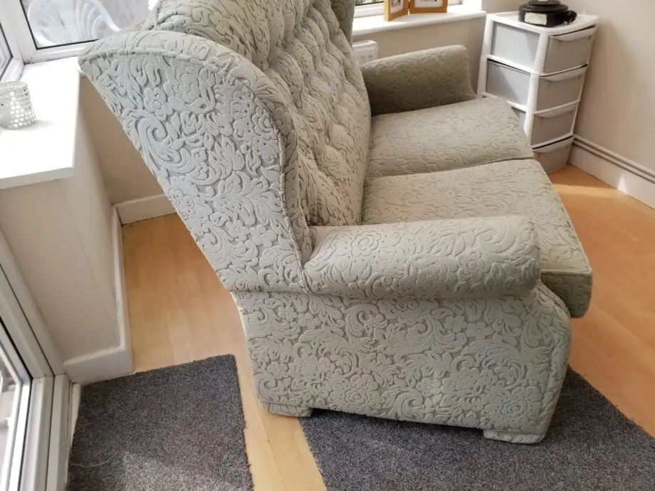 2 seat sofa with 2 armchairs