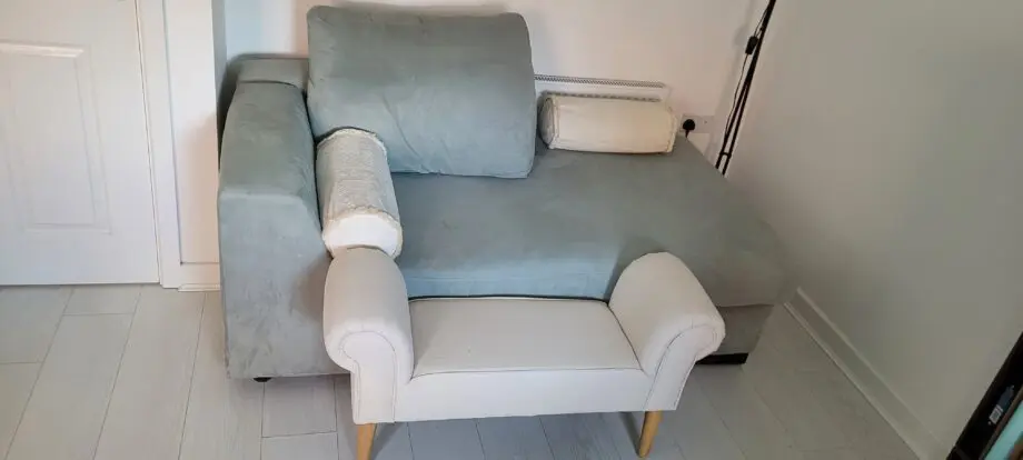 Green Chaise Longue Sofa Green PLUS mini Chaise Longue accompanier