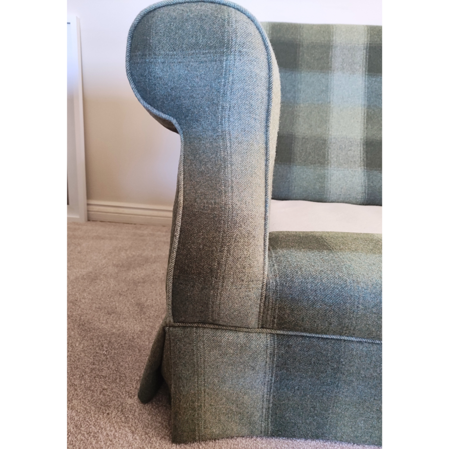 LAURA ASHLEY PADSTOW Small 2 Seater Sofa Excellent Condition