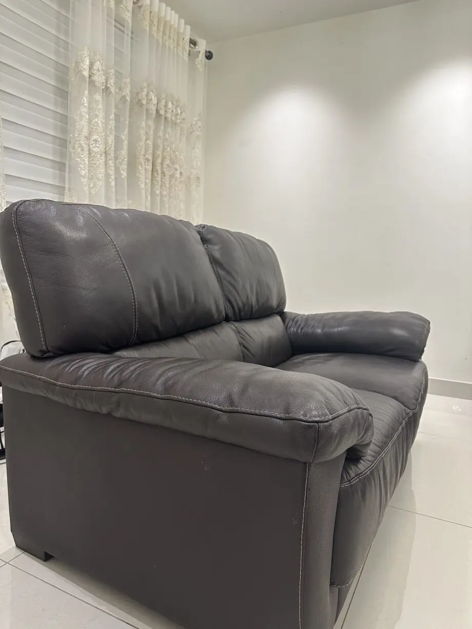 4pcs DFS Chocolate Brown Leather Sofa Set