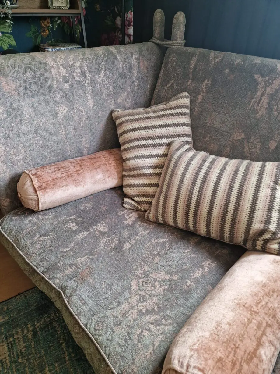 Sofology - Large Sofa's & Cuddle Chair
