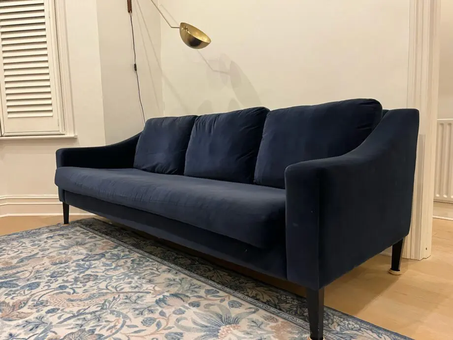 Blue velvet 3-person sofa