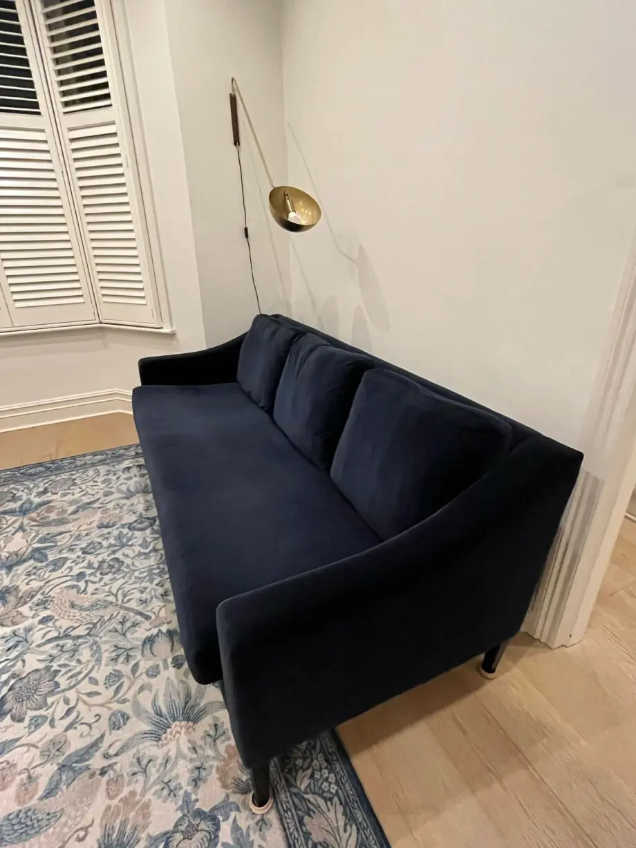 Blue velvet 3-person sofa