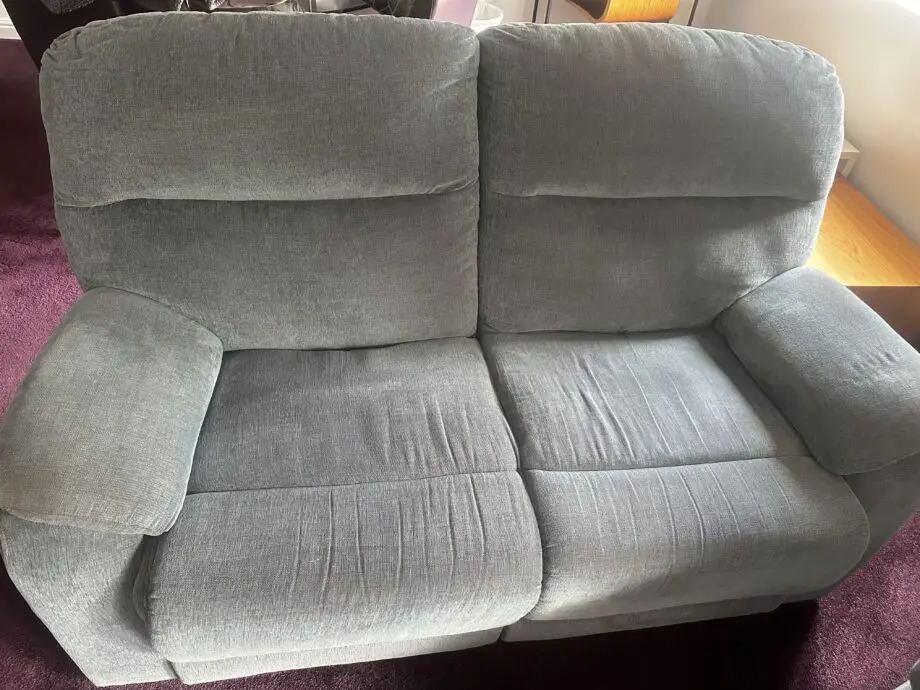 Lazy boy blue/grey settee and 2 chairs