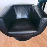 2 X B&B ITALIA BLACK 100% LEATHER TULIP SWIVEL ARMCHAIRS BY JEFFREY BERNETT