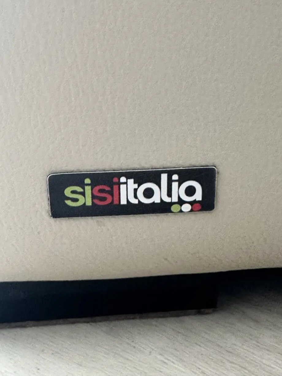 Sisi Italia Cream Leather Sofas
