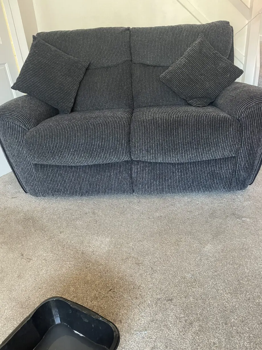 Scs lazeeboy sofa set grey:black stripe