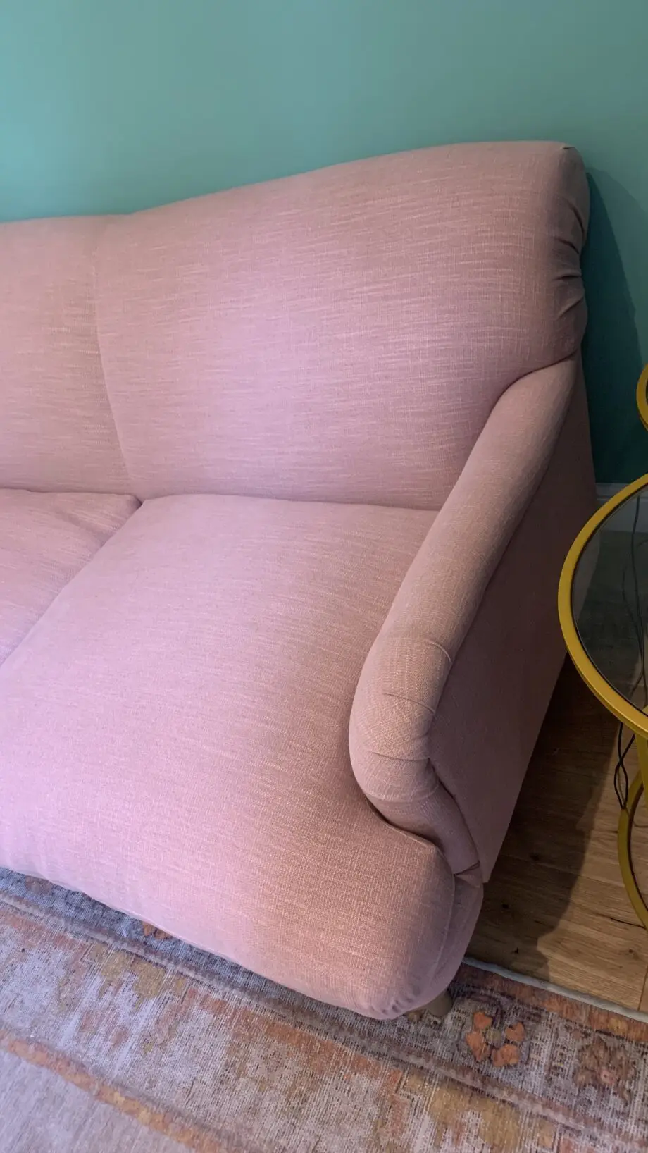Loaf Pink Linen Pudding Sofa - Medium