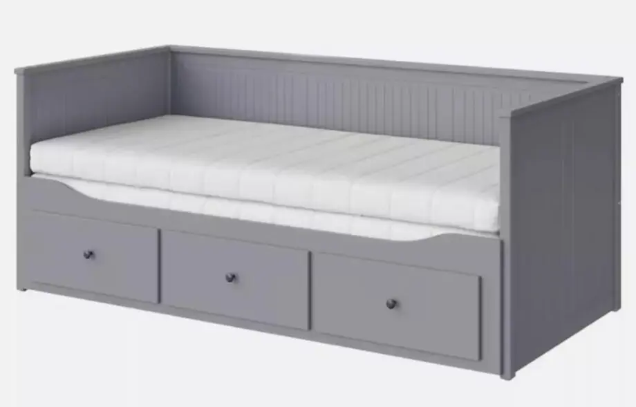 A lovely daybed by Ikea with slight scratches as shown on pics. Otherwise great condition