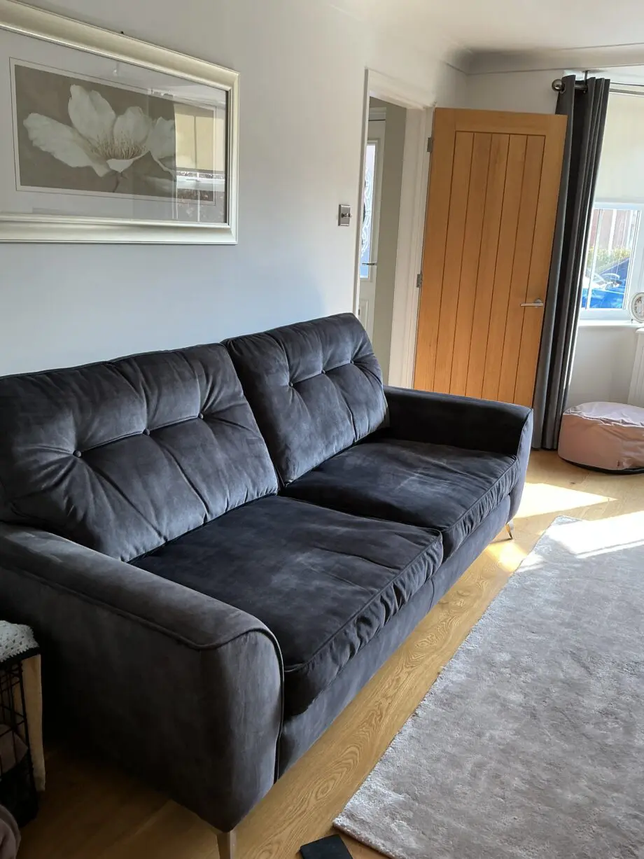 Alstons Savannah charcoal grey button back grand sofa & snuggler