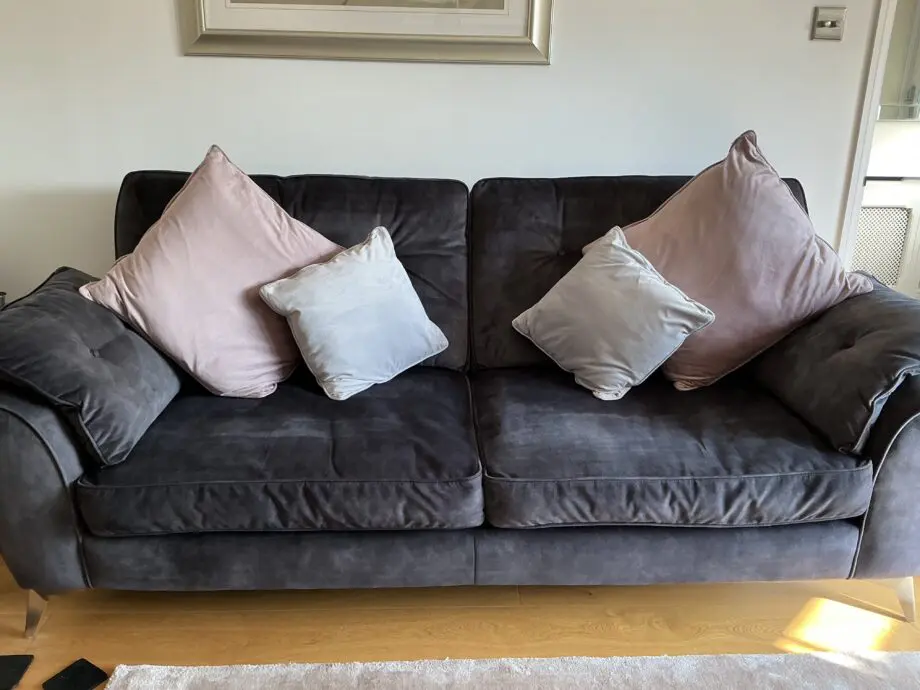 Alstons Savannah charcoal grey button back grand sofa & snuggler