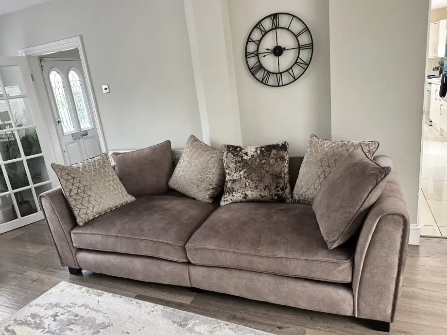 Stunning, like new, Ariana 4 Seater Fabric Pillow Back Split Frame Sofa - Furniture Village
