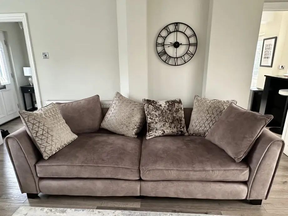Stunning, like new, Ariana 4 Seater Fabric Pillow Back Split Frame Sofa - Furniture Village