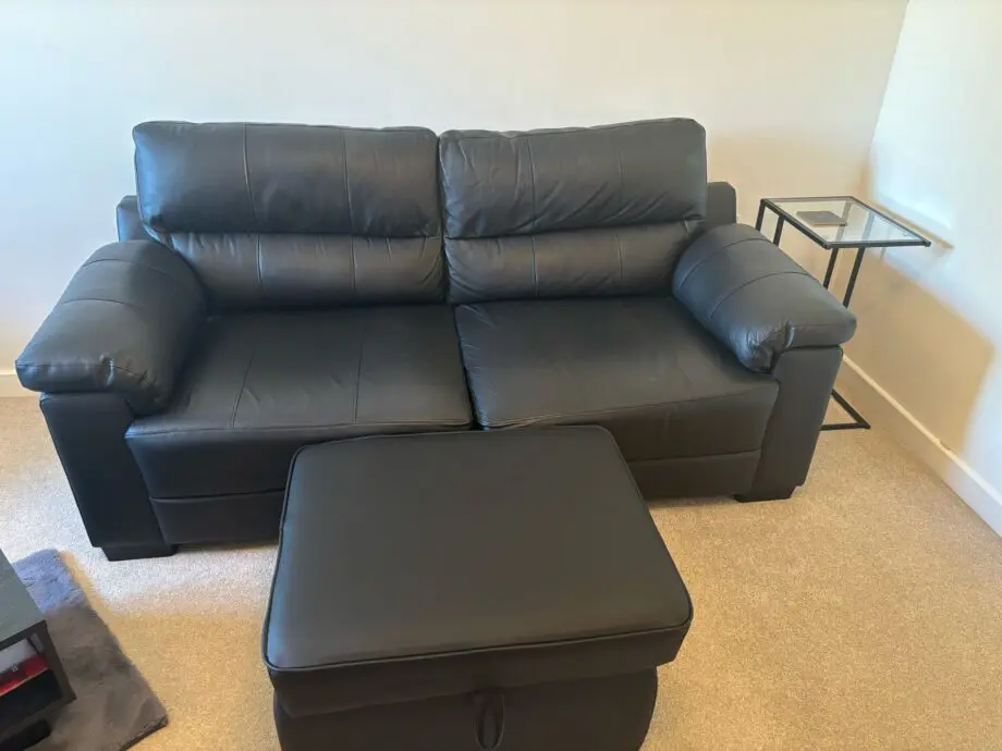 3 piece sofa set ( 2x2 seaters and 1 footstool)