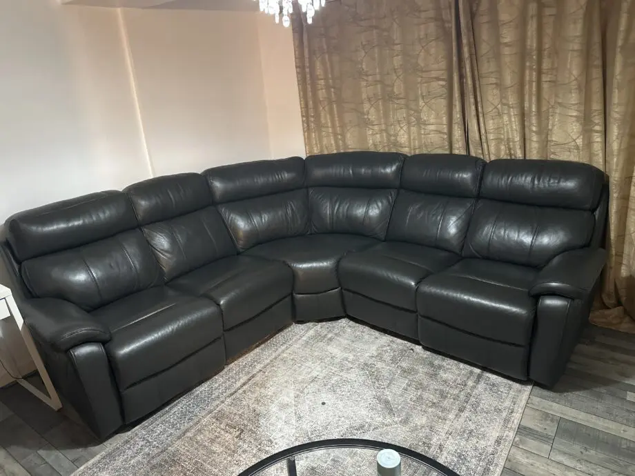 Dfs grey corner sofa of 5 seat brand new